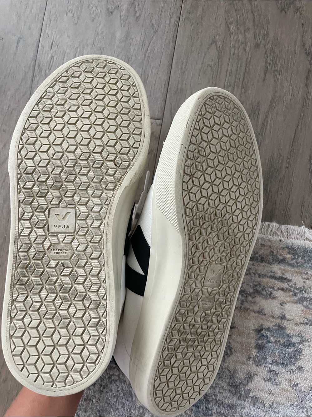 Veja Leather Low-Top Sneaker in White and Black - Picture 11 of 12